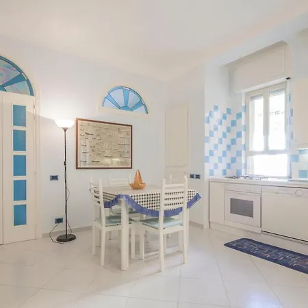 Karol In Center Apartment *